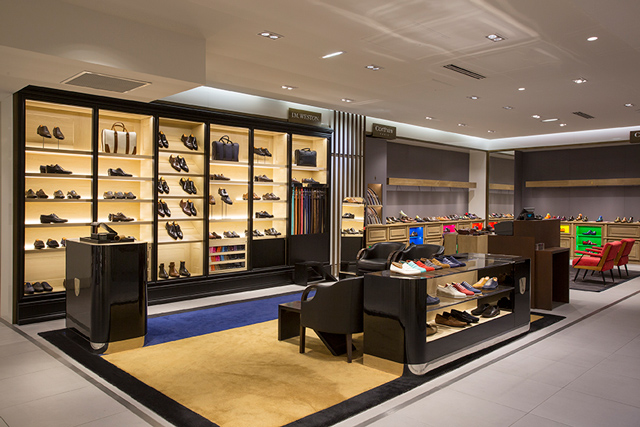 巴黎老佛爺購物攻略（巴黎老佛爺百貨購物全攻略）