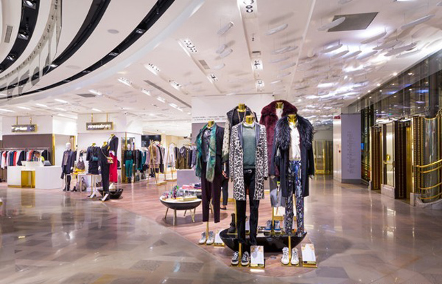 巴黎老佛爺購物攻略（巴黎老佛爺百貨購物全攻略）