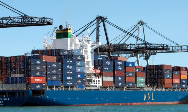 廣州海關查貨走私香煙40萬支（國際貿易新聞資訊）