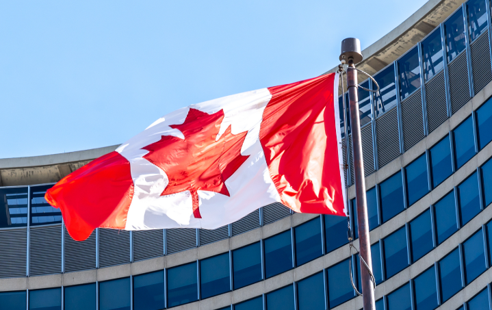 加拿大對(duì)非自貿(mào)伙伴鋼鐵設(shè)高額關(guān)稅（260 萬(wàn)噸配額成 “緊箍咒”）