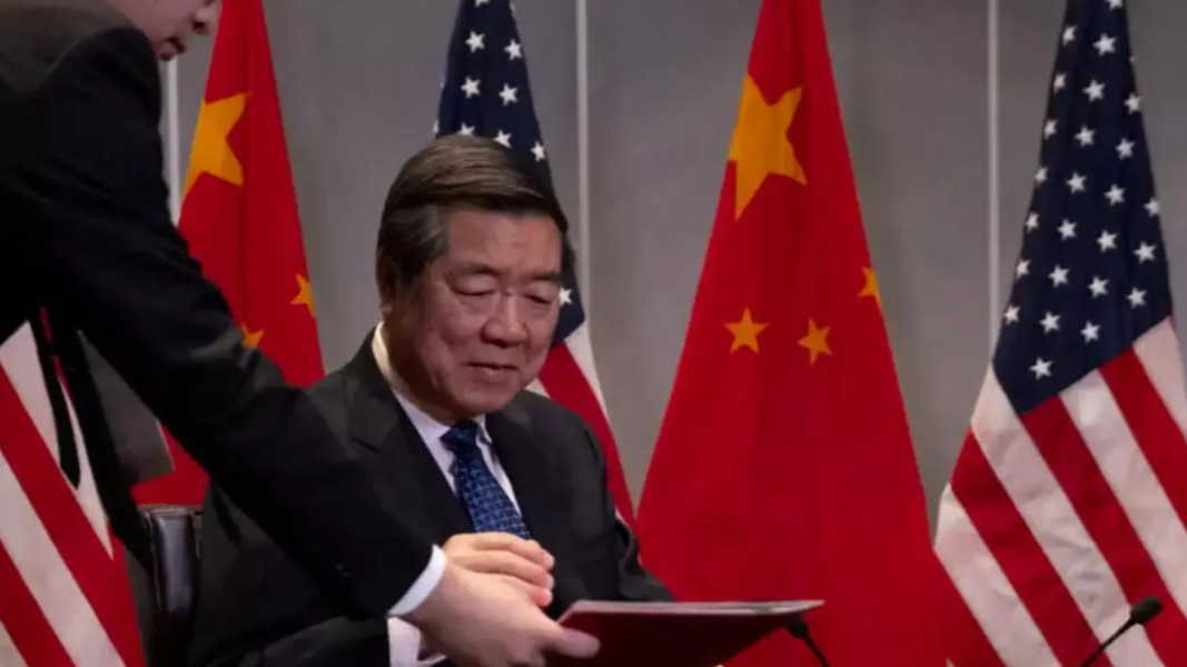 中美第四次交鋒,川普罕見承認美國不行了! 中美第四次交鋒,川普罕見承認美國不行了!
