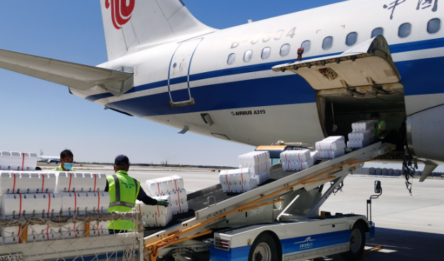 國際空運的“代理報關”和“自理報關”哪個更高效（國際空運干貨知識分享）