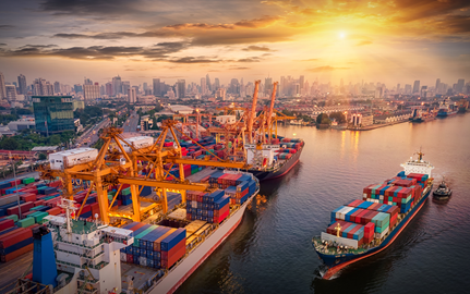 海運過程中惡劣天氣應對：貨物防護與時效延誤處理（國際海運干貨知識分享）